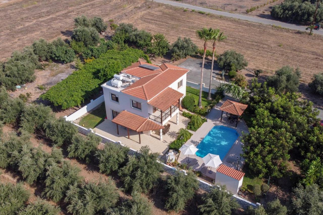 Villa Paradise Paphos Eksteriør bilde