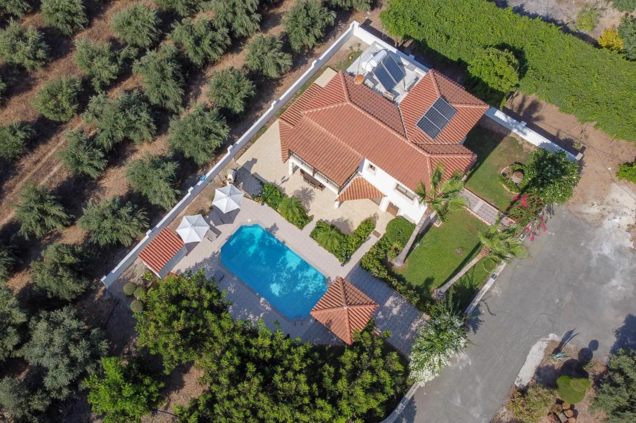 Villa Paradise Paphos Eksteriør bilde