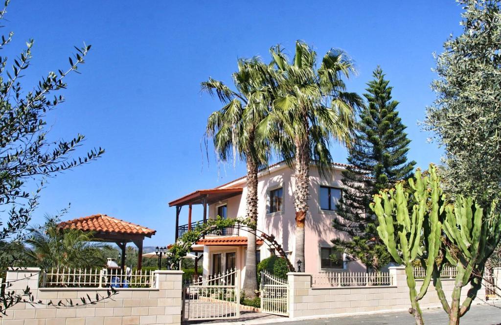 Villa Paradise Paphos Eksteriør bilde